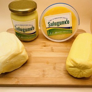 Сет "МАСЛО НА ЗИМУ: Гхі 99,9%, Вершкове 82,5% Екстра, Вершкове 82,5% дод. пастеризації", 1.45 кг, SULUGUNKO